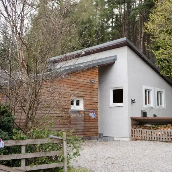 Salmon Run Lodge