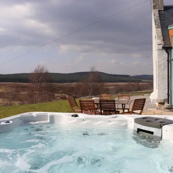 4 Bed in Grantown-on-Spey CA027