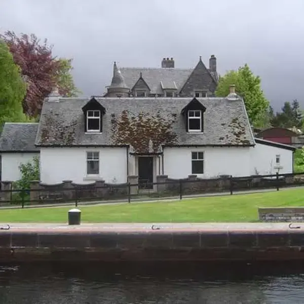 Old Lock-keeper's Cottage