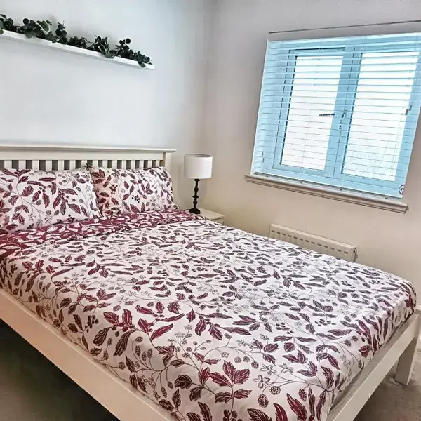 4 miles to Westhill by Lains Lettings