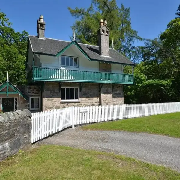Swiss Cottage
