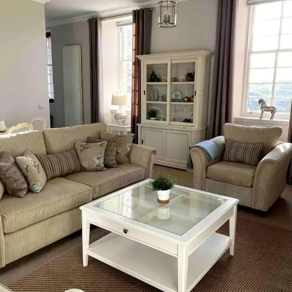 2 bedroom Townhouse within Grade C listed Ladysbridge House 2 night minimum stay