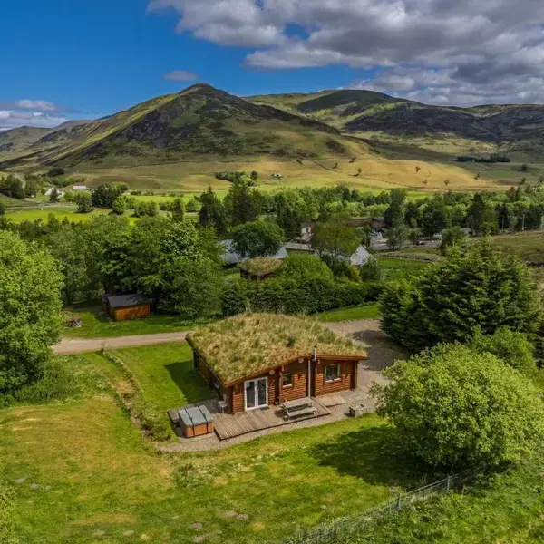Finest Retreats - Cragdhu Log Cabin