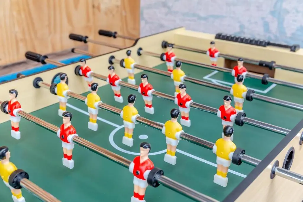 a model of a game of snooker at 1 Bed in Newtonmore oc-l32415 in Newtonmore