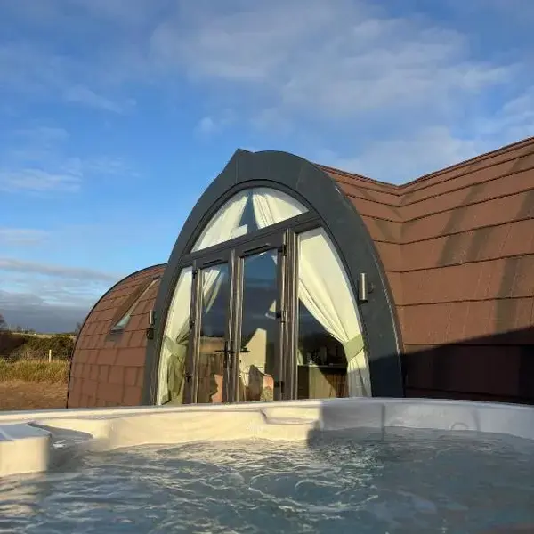 Dornoch Pods