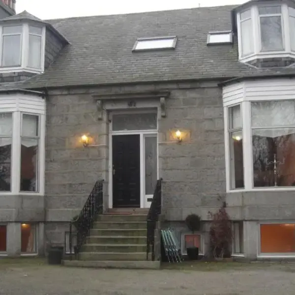 Station View Guest House