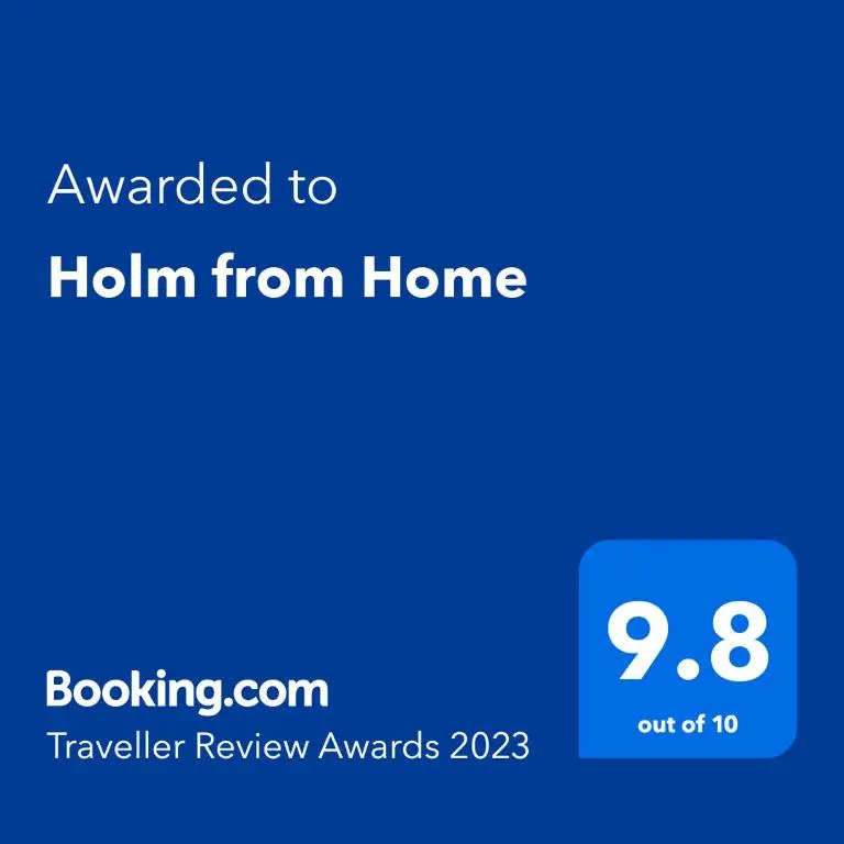 a screenshot of a phone with the text translated to hlan from home at Holm from Home in Inverness