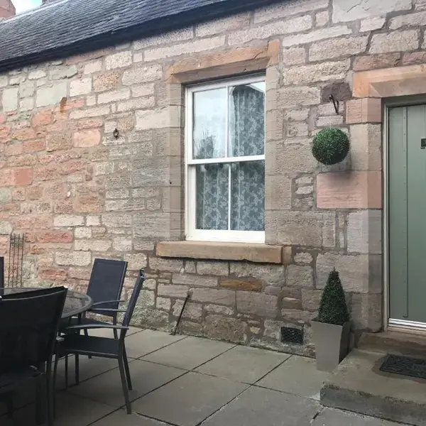 The Sheriffs Lodge