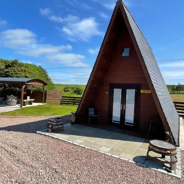 AC/DC Glamping