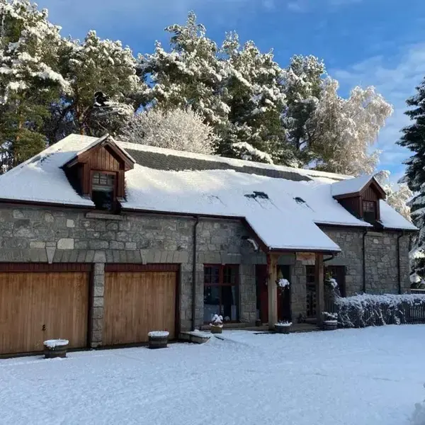 Red Squirrel Lodge