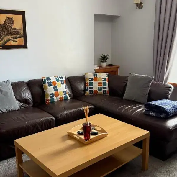Newly Refurbished 2 Bedroom flat on NC500 route