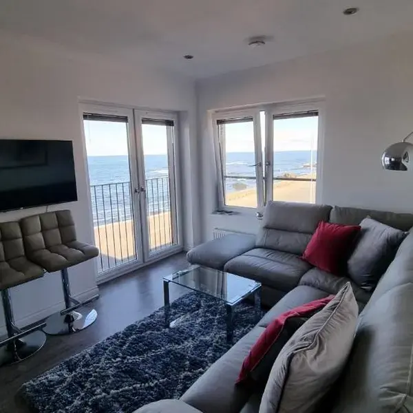 22 Waters Edge Banff