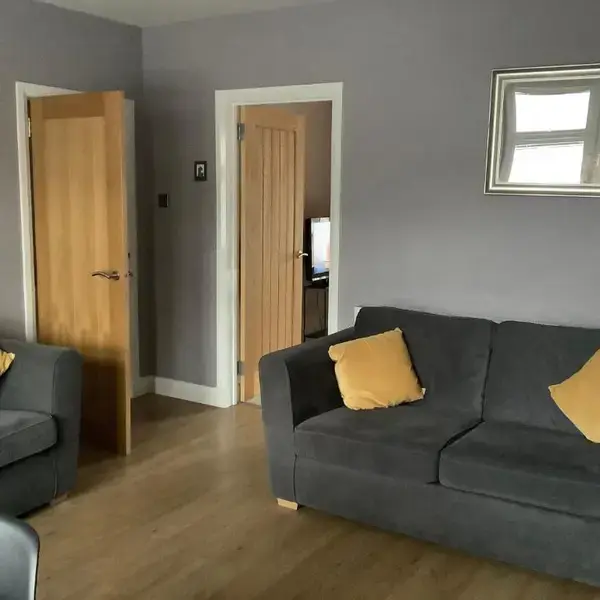 4 Stills Apartment