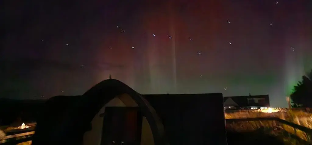 an image of the northern lights in the sky at Dunbeath Coastal Retreat in Dunbeath