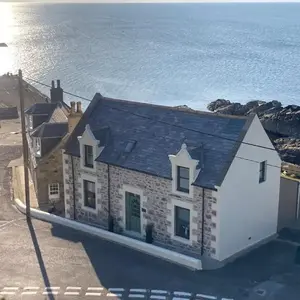 Seafront holiday home in Findochty