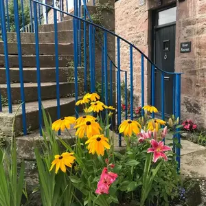 River Retreat - Riverside Apartment in Inverness City Centre