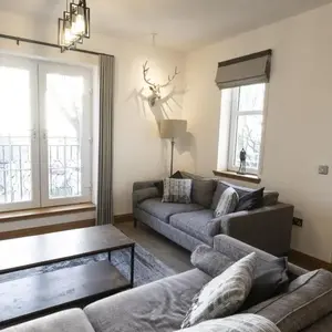 Royal Gardens Apartment 10