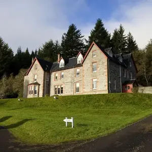 Inch Hotel