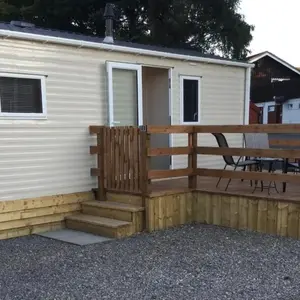 Poppy Lodge