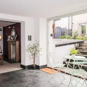 Mary Ann Apartment