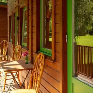 Marcassie Farm Lodges - Oak Studio - Accessible