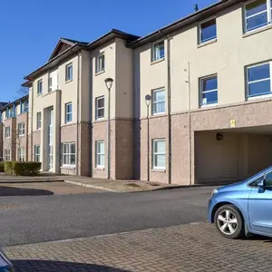 Ness-Side Apartment