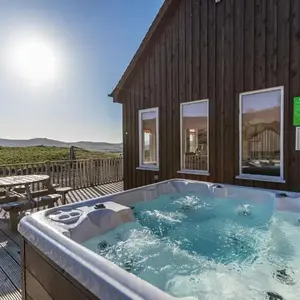 Stags View with Hot Tub